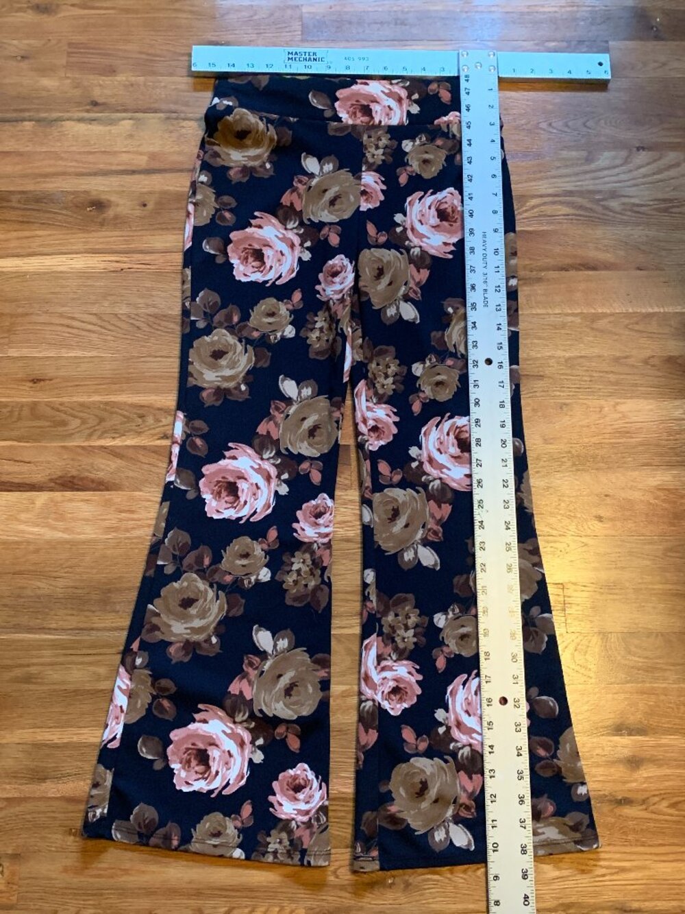 Sensational Collection Pink Flower Patterned Pants Sz Med